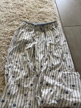 Arie Striped Floral Lounge Pants - Navy on White